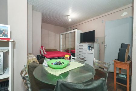 Cozinha de apartamento para alugar com 1 quarto, 31m² em Floresta, Porto Alegre