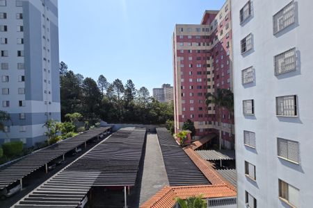 Vista do Quarto 1 de apartamento para alugar com 2 quartos, 56m² em Ferrazópolis, São Bernardo do Campo