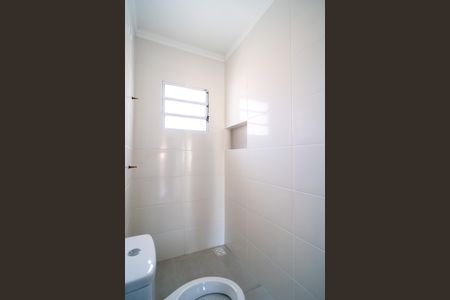 Banheiro Social de kitnet/studio para alugar com 1 quarto, 32m² em Vila Adelia, Sorocaba