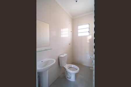 Banheiro Social de kitnet/studio para alugar com 1 quarto, 32m² em Vila Adelia, Sorocaba