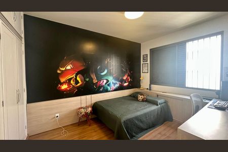 Apartamento à venda com 255m², 4 quartos e 4 vagas Apartamento à venda com 255m², 4 quartos e 4 vagasSuíte 1