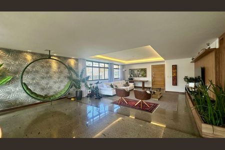 Apartamento à venda com 255m², 4 quartos e 4 vagas Apartamento à venda com 255m², 4 quartos e 4 vagasSala