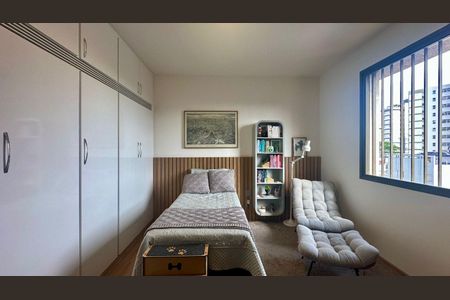 Apartamento à venda com 255m², 4 quartos e 4 vagas Apartamento à venda com 255m², 4 quartos e 4 vagasQuarto 2