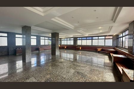 Apartamento à venda com 255m², 4 quartos e 4 vagas Apartamento à venda com 255m², 4 quartos e 4 vagasÁrea comum