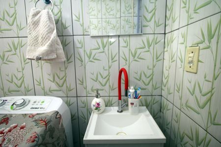 Apartamento à venda com 60m², 2 quartos e 1 vagaBanheiro Social