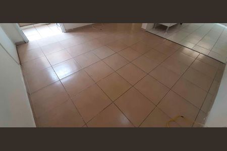 Apartamento à venda com 56m², 2 quartos e 1 vaga Apartamento à venda com 56m², 2 quartos e 1 vagaSala