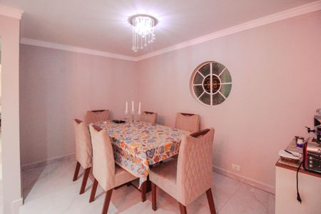 Sala de casa à venda com 3 quartos, 315m² em Vila Galvão, Guarulhos