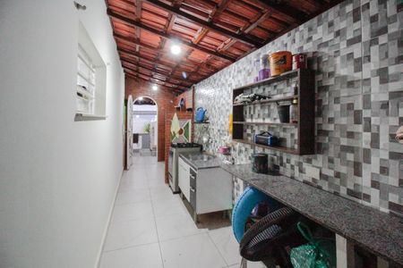 Casa à venda com 315m², 3 quartos e 2 vagas Casa à venda com 315m², 3 quartos e 2 vagasCozinha