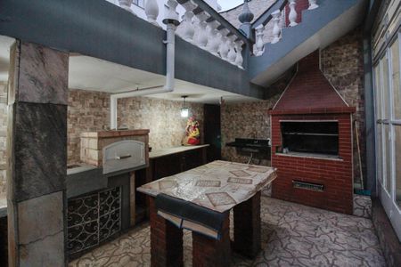 Casa à venda com 315m², 3 quartos e 2 vagas Casa à venda com 315m², 3 quartos e 2 vagasÁrea gourmet