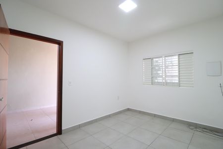 Sala de casa para alugar com 4 quartos, 91m² em Planalto, Uberlândia