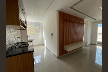 Sala de apartamento para alugar com 2 quartos, 45m² em Jardim Barro Branco, Cotia