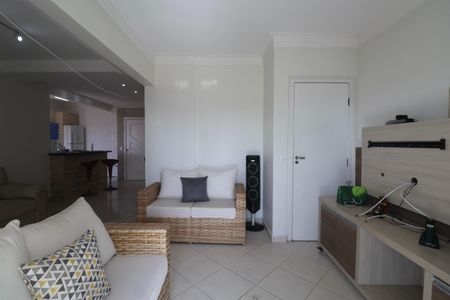 Apartamento para alugar com 185m², 3 quartos e 2 vagas Apartamento para alugar com 185m², 3 quartos e 2 vagasSala