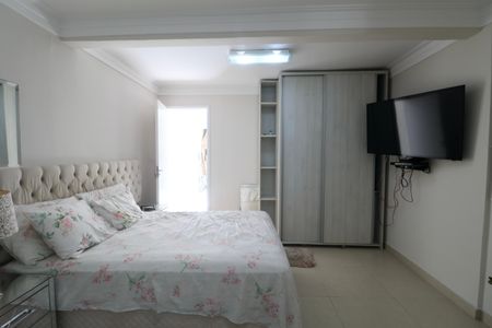 Apartamento para alugar com 185m², 3 quartos e 2 vagas Apartamento para alugar com 185m², 3 quartos e 2 vagasSuíte 3