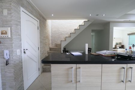 Apartamento para alugar com 185m², 3 quartos e 2 vagas Apartamento para alugar com 185m², 3 quartos e 2 vagasCozinha