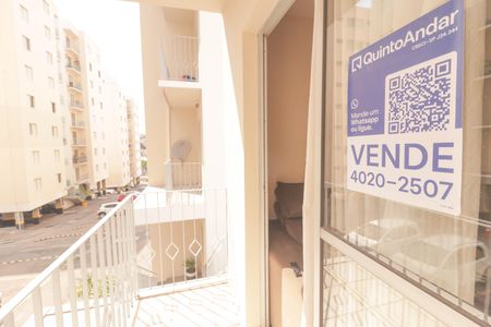 Apartamento à venda com 60m², 2 quartos e 1 vaga Apartamento à venda com 60m², 2 quartos e 1 vagaPlaca
