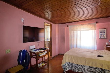 Casa à venda com 485m², 3 quartos e 6 vagas Casa à venda com 485m², 3 quartos e 6 vagasSuíte 1