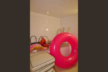 Casa à venda com 485m², 3 quartos e 6 vagas Casa à venda com 485m², 3 quartos e 6 vagasÁrea comum - Sauna