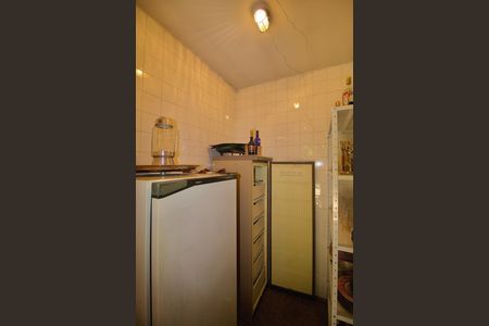 Casa à venda com 485m², 3 quartos e 6 vagas Casa à venda com 485m², 3 quartos e 6 vagasDespensa