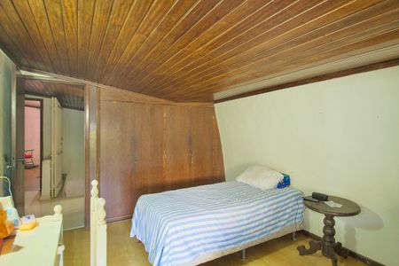 Casa à venda com 485m², 3 quartos e 6 vagas Casa à venda com 485m², 3 quartos e 6 vagasSuíte 3