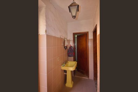 Casa à venda com 485m², 3 quartos e 6 vagas Casa à venda com 485m², 3 quartos e 6 vagasÁrea de Serviço