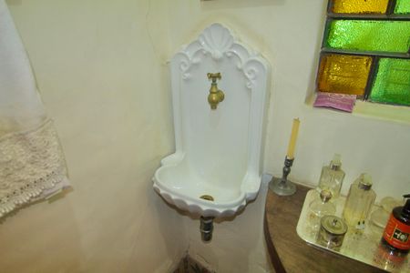 Casa à venda com 485m², 3 quartos e 6 vagas Casa à venda com 485m², 3 quartos e 6 vagasBanheiro Social