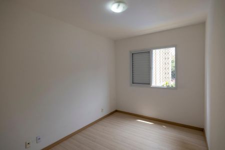 Quarto de apartamento para alugar com 2 quartos, 63m² em Vila Iracema, Barueri