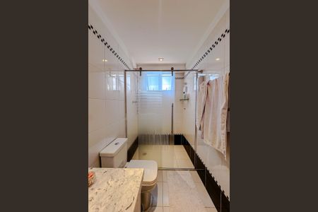 Apartamento para alugar com 240m², 3 quartos e 4 vagas Apartamento para alugar com 240m², 3 quartos e 4 vagasBanheiro da Suíte 3