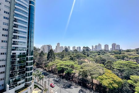 Apartamento para alugar com 240m², 3 quartos e 4 vagas Apartamento para alugar com 240m², 3 quartos e 4 vagasVista da Varanda