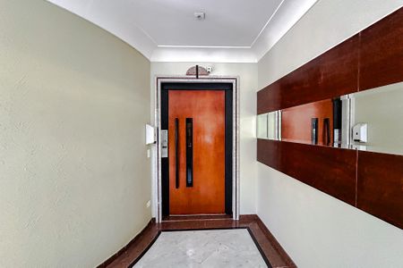 Apartamento para alugar com 240m², 3 quartos e 4 vagas Apartamento para alugar com 240m², 3 quartos e 4 vagasÁrea comum