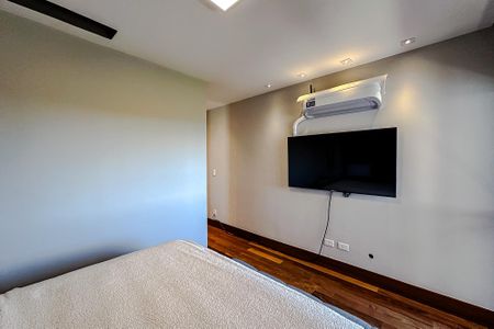 Apartamento para alugar com 240m², 3 quartos e 4 vagas Apartamento para alugar com 240m², 3 quartos e 4 vagasSuíte 1