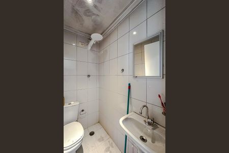 Apartamento para alugar com 240m², 3 quartos e 4 vagas Apartamento para alugar com 240m², 3 quartos e 4 vagasBanheiro de Serviço