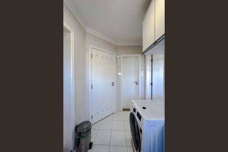 Apartamento para alugar com 240m², 3 quartos e 4 vagas Apartamento para alugar com 240m², 3 quartos e 4 vagasÁrea de Serviço
