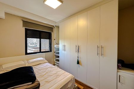 Apartamento para alugar com 240m², 3 quartos e 4 vagas Apartamento para alugar com 240m², 3 quartos e 4 vagasSuíte 3