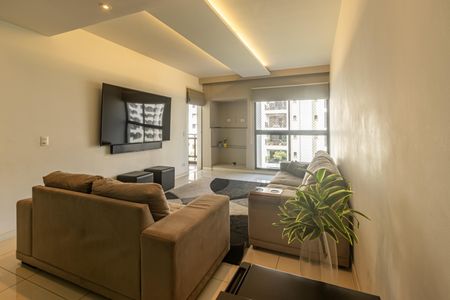 Sala de apartamento para alugar com 3 quartos, 125m² em Indianópolis, São Paulo