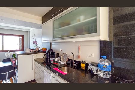 Apartamento à venda com 170m², 2 quartos e 1 vaga Apartamento à venda com 170m², 2 quartos e 1 vagaCozinha