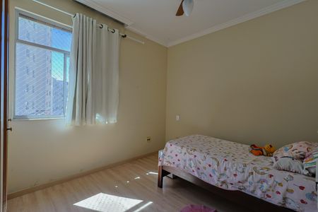 Apartamento à venda com 210m², 4 quartos e 2 vagas Apartamento à venda com 210m², 4 quartos e 2 vagasQuarto 2