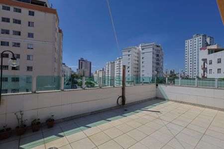 Apartamento à venda com 210m², 4 quartos e 2 vagas Apartamento à venda com 210m², 4 quartos e 2 vagasCobertura