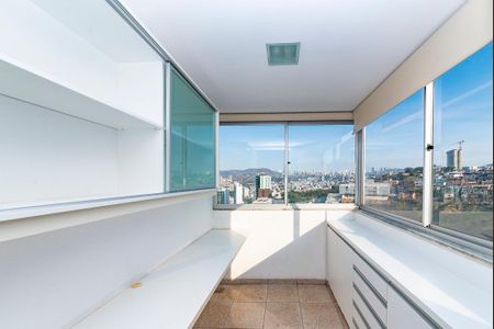 Apartamento à venda com 45m², 1 quarto e 1 vaga Apartamento à venda com 45m², 1 quarto e 1 vagaSuíte