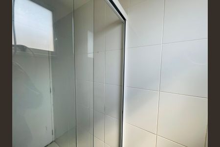 Apartamento para alugar com 51m², 2 quartos e 1 vaga Apartamento para alugar com 51m², 2 quartos e 1 vagaBanheiro