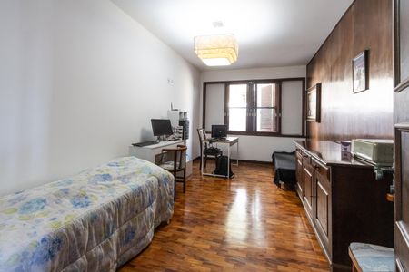 Casa à venda com 258m², 4 quartos e 6 vagas Casa à venda com 258m², 4 quartos e 6 vagasSuíte 2