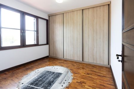 Casa à venda com 258m², 4 quartos e 6 vagas Casa à venda com 258m², 4 quartos e 6 vagasSuíte 2