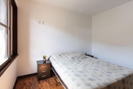 Casa à venda com 258m², 4 quartos e 6 vagas Casa à venda com 258m², 4 quartos e 6 vagasSuíte 1