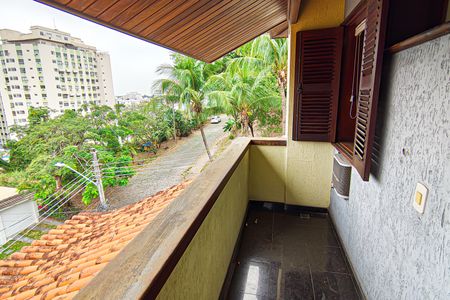 Casa à venda com 310m², 4 quartos e 2 vagas Casa à venda com 310m², 4 quartos e 2 vagasquarto 2 suite