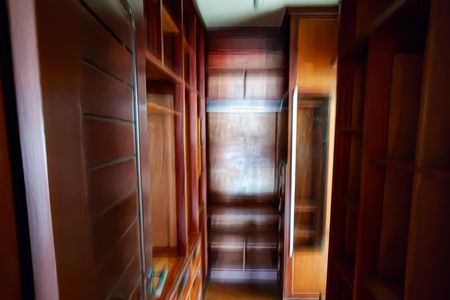 Casa à venda com 310m², 4 quartos e 2 vagas Casa à venda com 310m², 4 quartos e 2 vagasquarto 2 suite