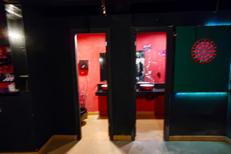 Casa à venda com 310m², 4 quartos e 2 vagas Casa à venda com 310m², 4 quartos e 2 vagassalao de festas