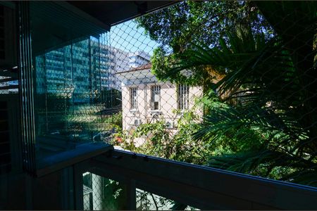 Apartamento à venda com 85m², 3 quartos e 1 vaga Apartamento à venda com 85m², 3 quartos e 1 vagaVista da Suíte