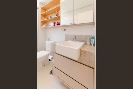 Apartamento à venda com 44m², 1 quarto e 2 vagas Apartamento à venda com 44m², 1 quarto e 2 vagasBanheiro