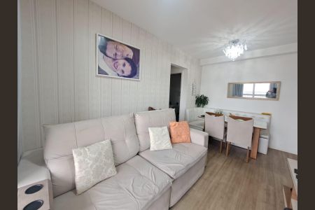 Sala de apartamento para alugar com 2 quartos, 60m² em Jaguaribe, Osasco