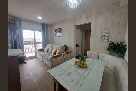 Sala de apartamento para alugar com 2 quartos, 60m² em Jaguaribe, Osasco