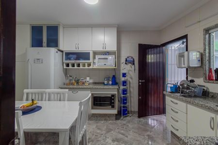 Casa à venda com 97m², 2 quartos e 3 vagasCozinha